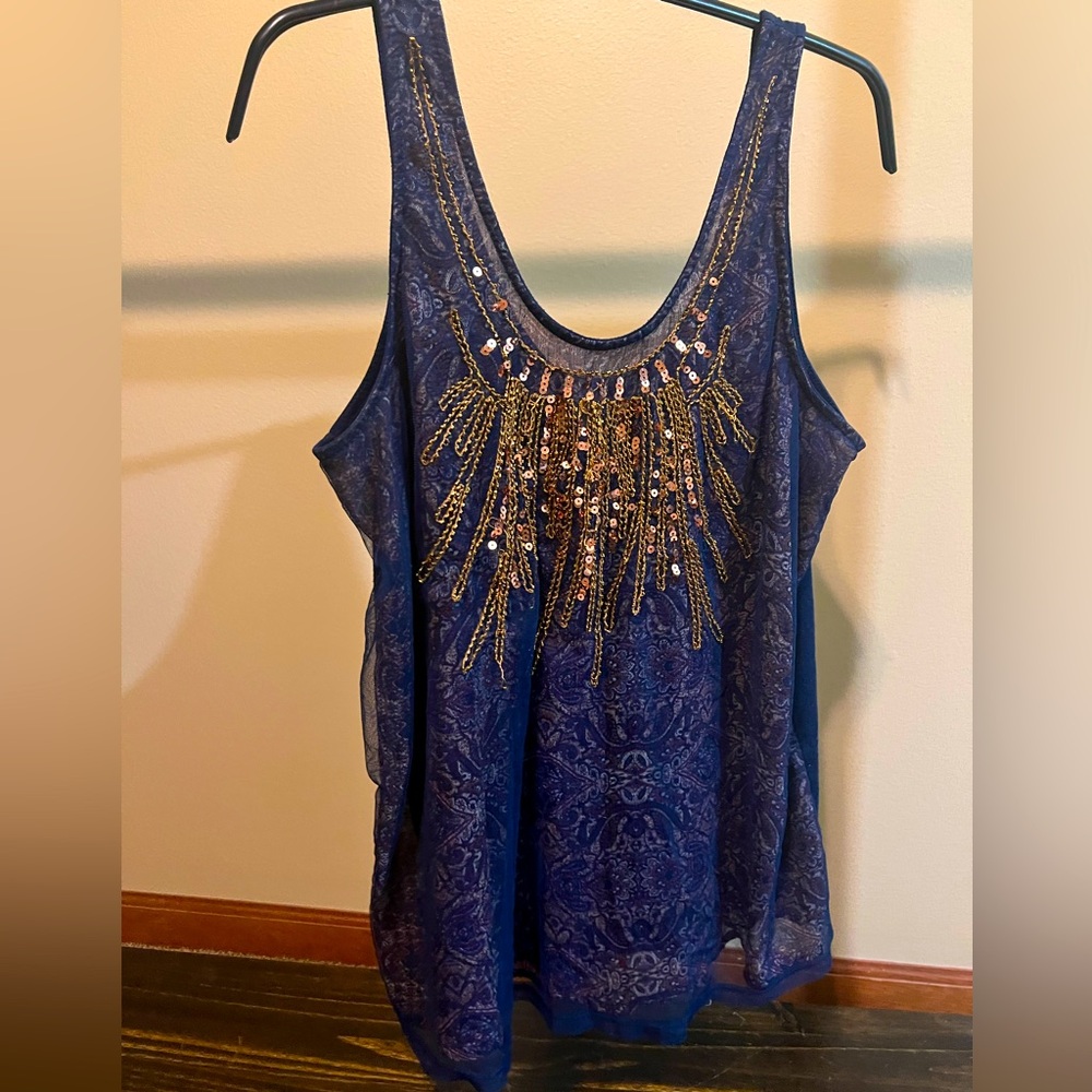 Large love on tap tank